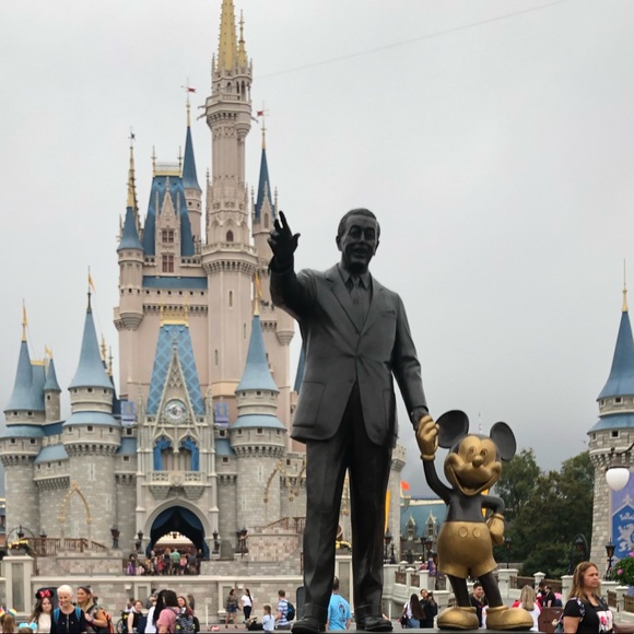 Meet your Posher, Emma - Picture 1 of 1